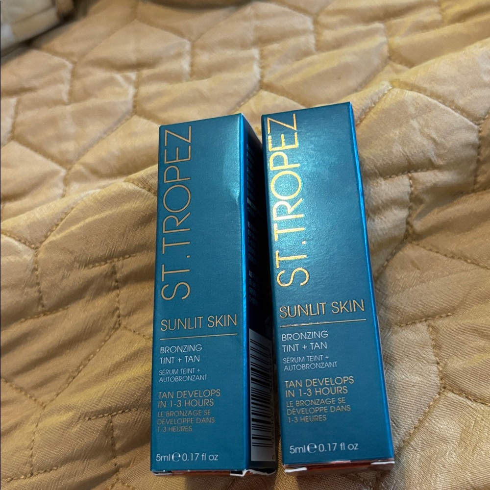 St. Tropez Sunlit Skin Bronzing Tint - Teal and Gold - Picture 9 of 9